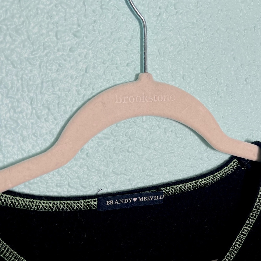 High V-Nevk top( Brandy Melville)